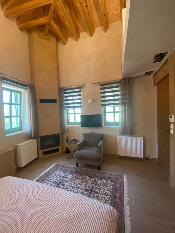 Aristi Boutique Stonehouse With Attic Apartman Kültér fotó