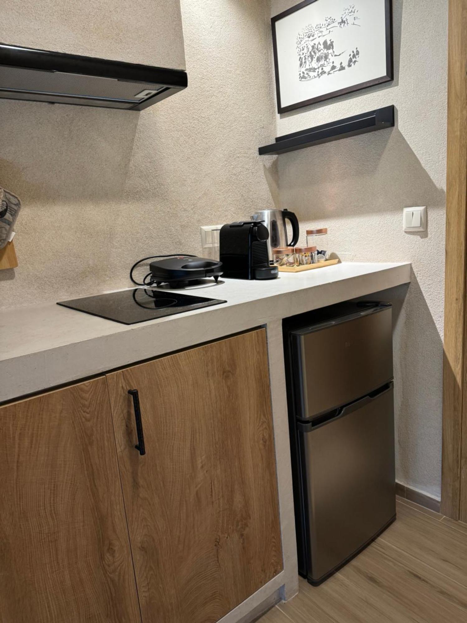Aristi Boutique Stonehouse With Attic Apartman Kültér fotó