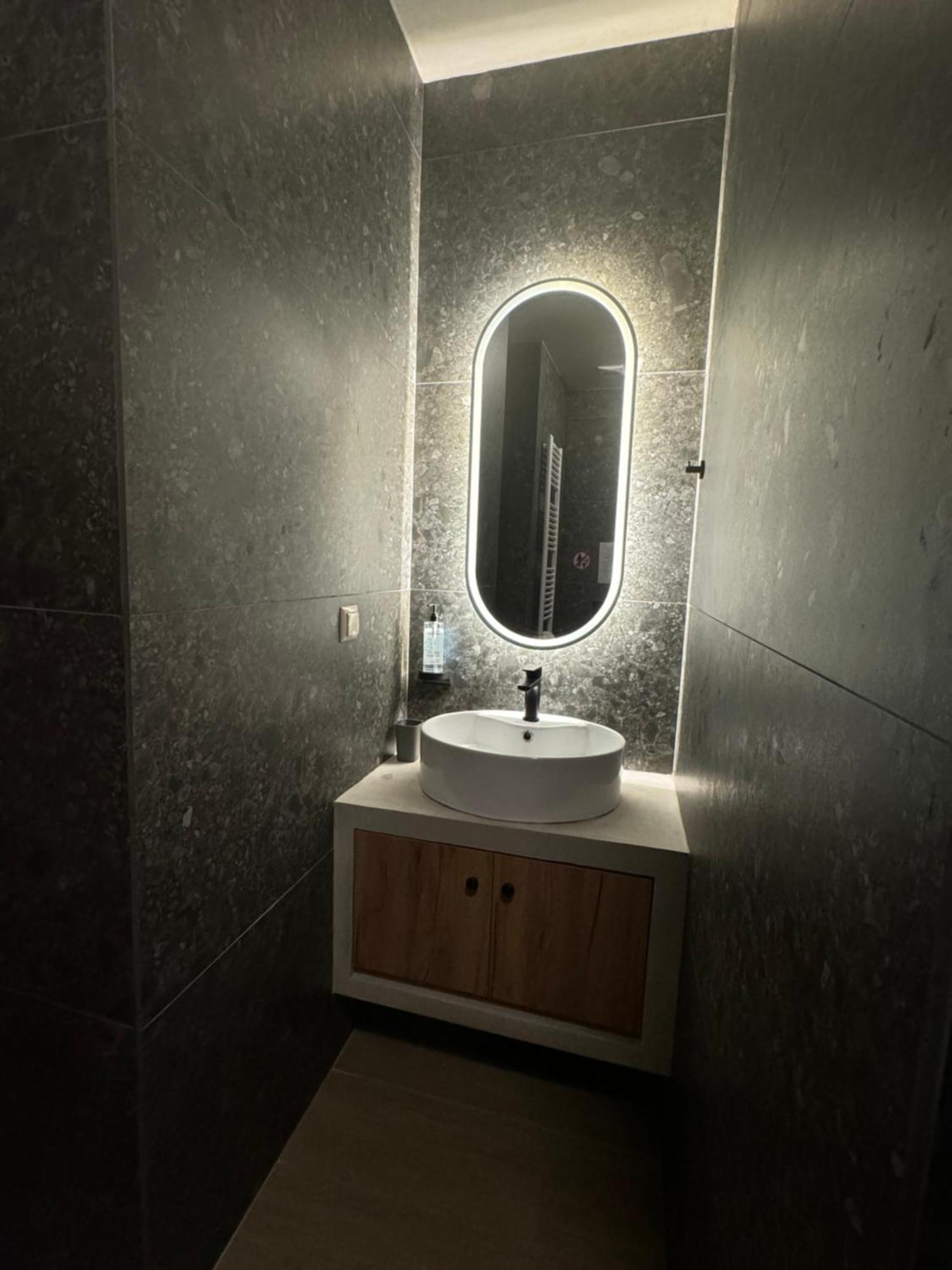 Aristi Boutique Stonehouse With Attic Apartman Kültér fotó